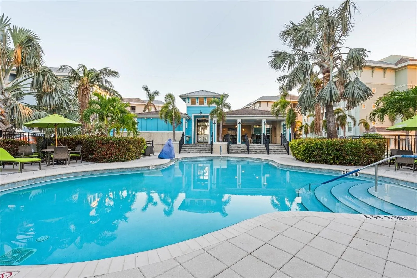 395 ARUBA CIR #101, #101