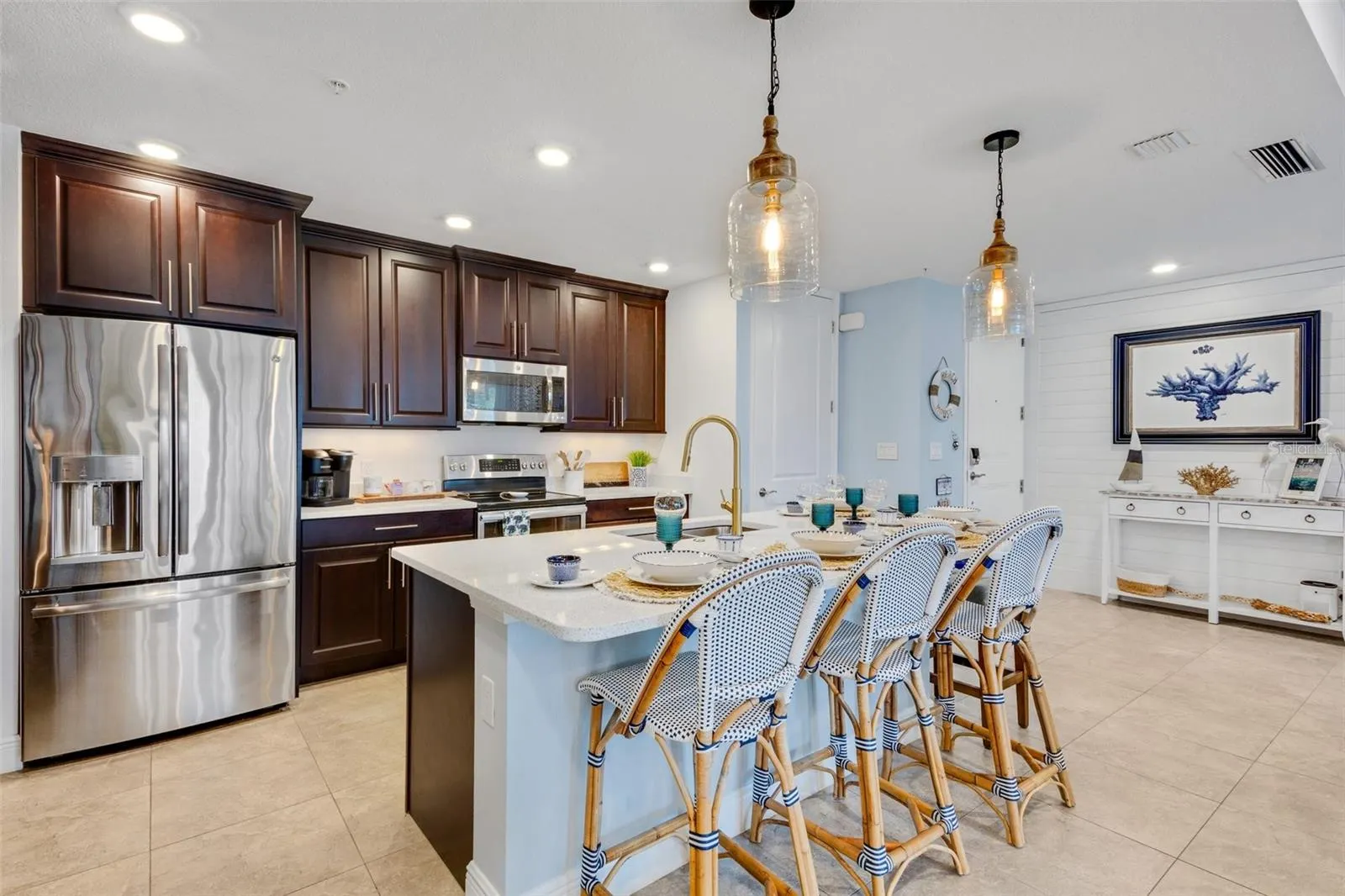 395 ARUBA CIR #101, #101