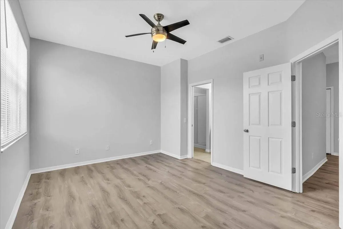 3959 YELLOWSTONE CIR