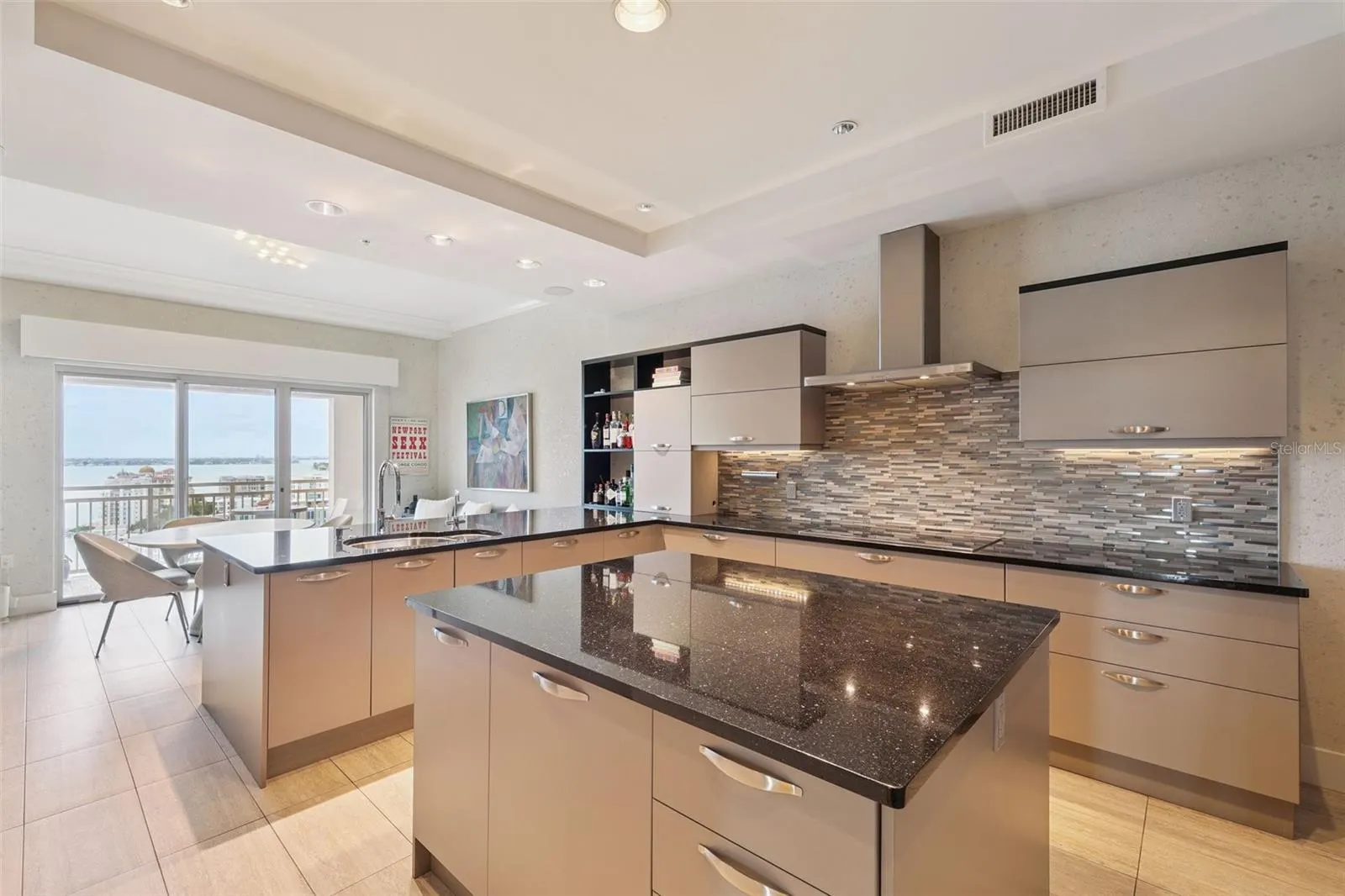 1111 RITZ CARLTON DR #1704, #1704