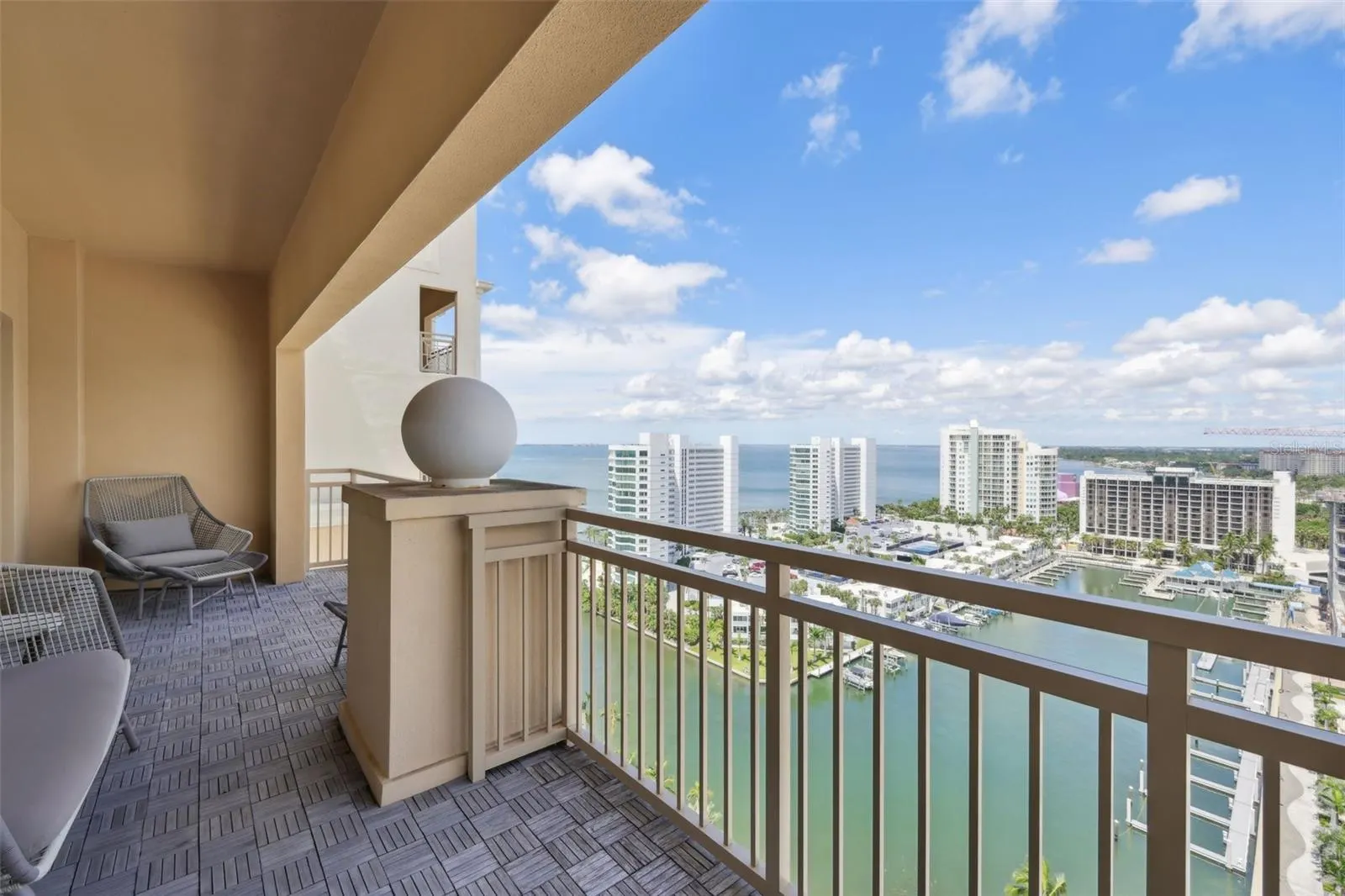 1111 RITZ CARLTON DR #1704, #1704