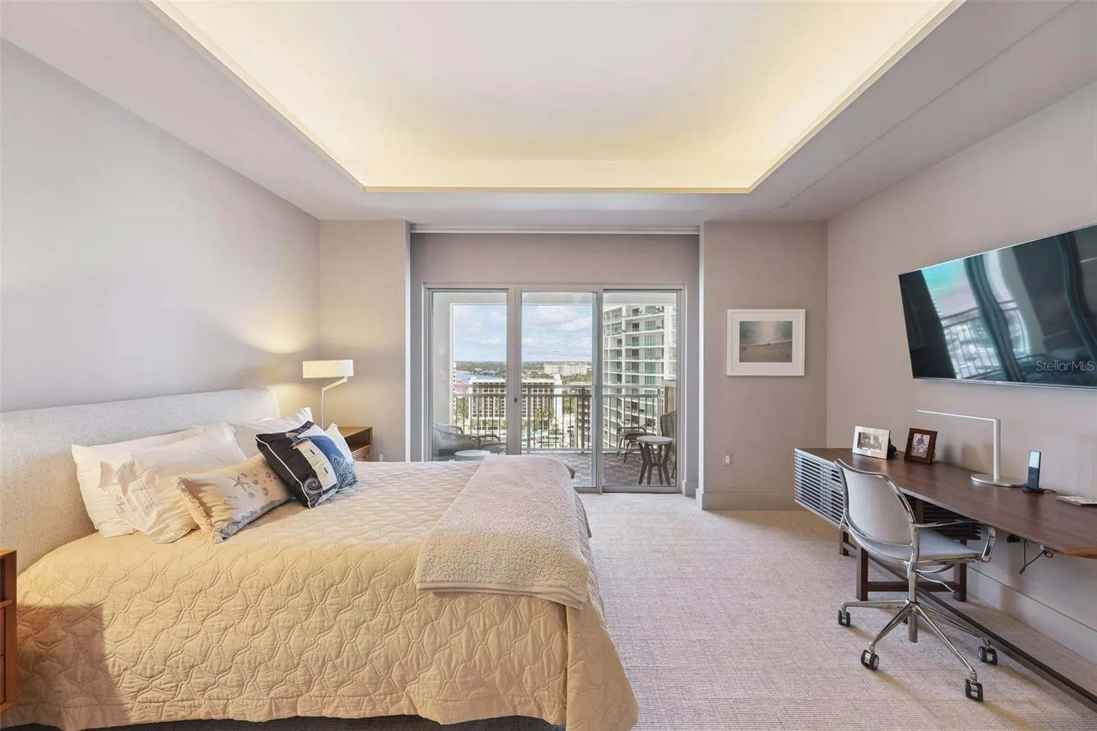1111 RITZ CARLTON DR #1704, #1704