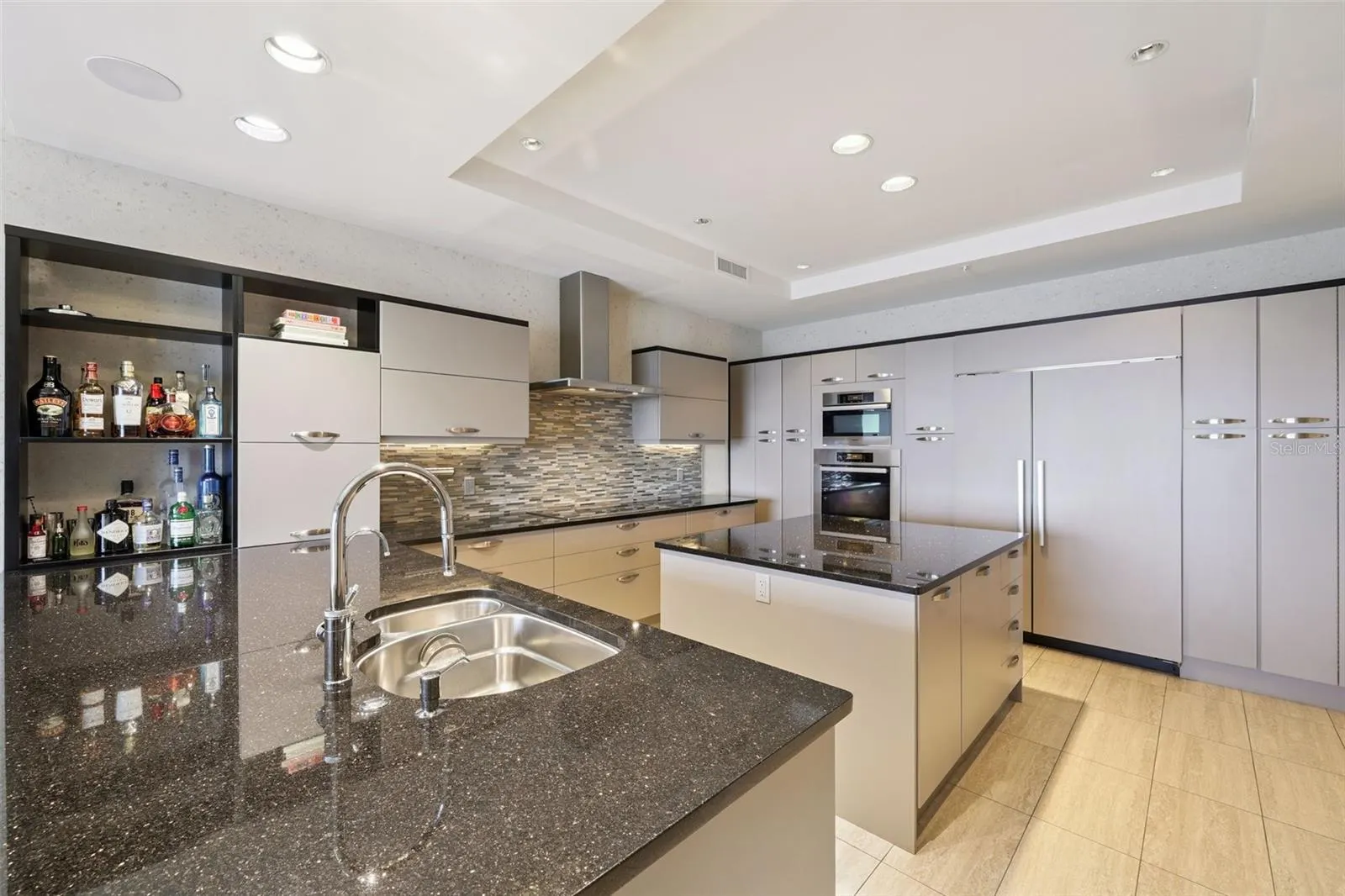 1111 RITZ CARLTON DR #1704, #1704