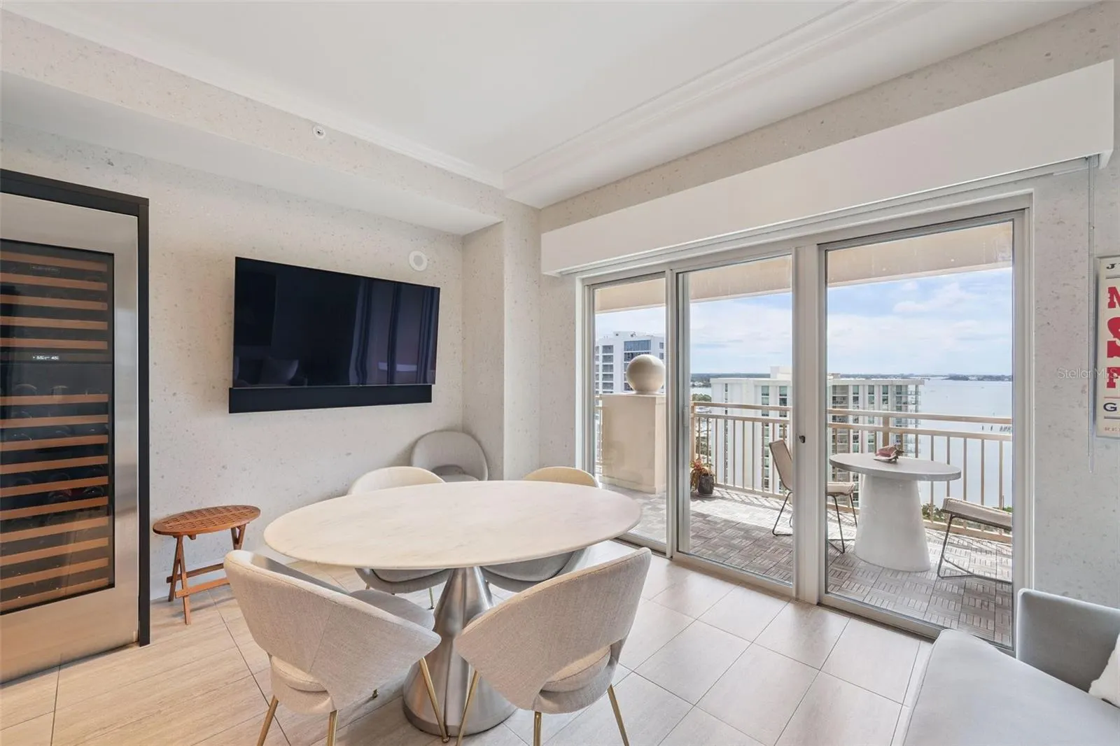 1111 RITZ CARLTON DR #1704, #1704