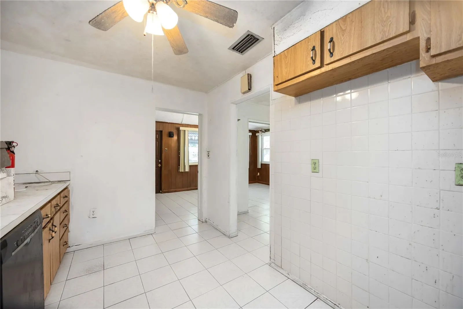 2822 PALMADELIA AVE