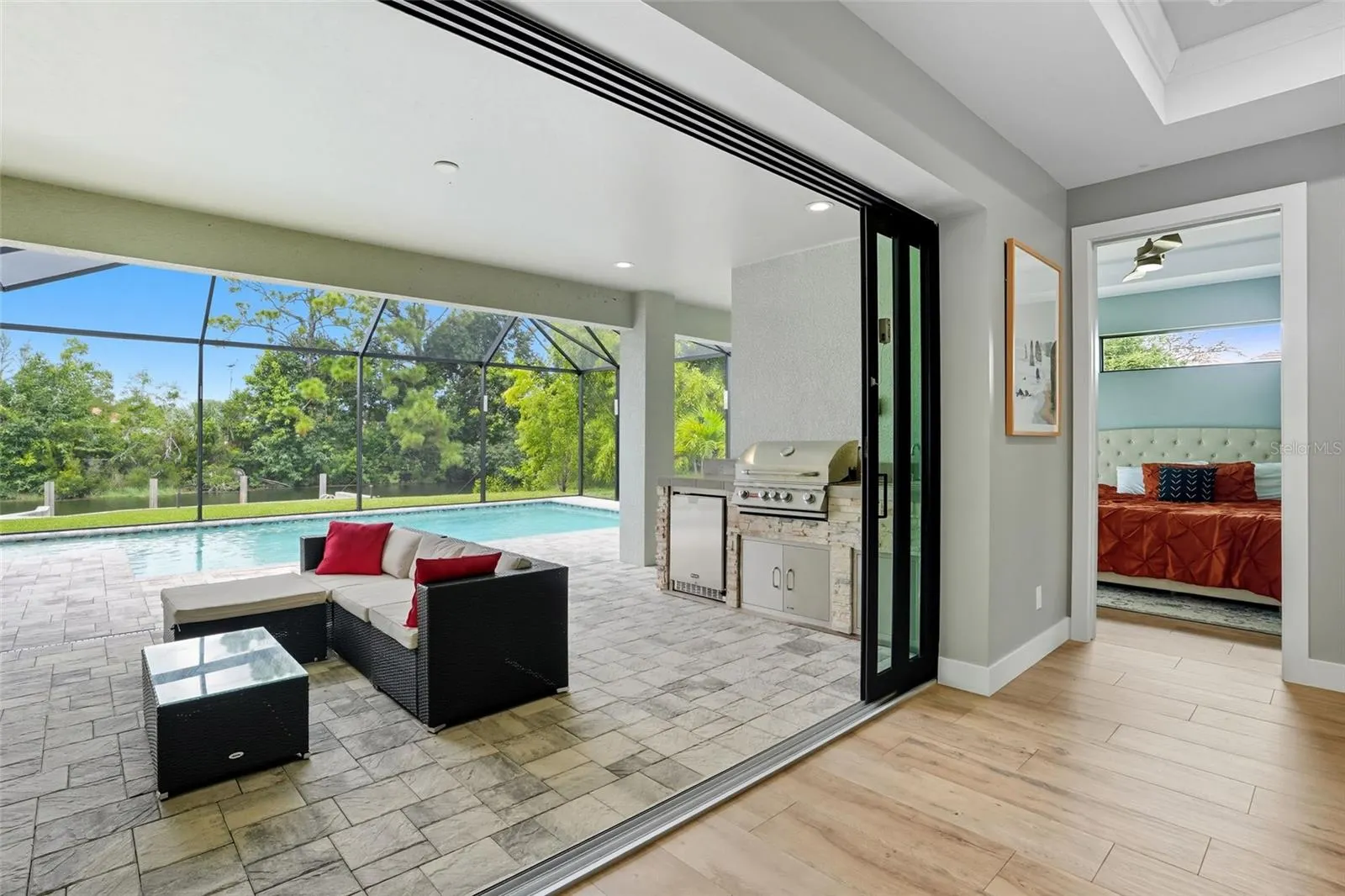 1418 SW 1ST PL