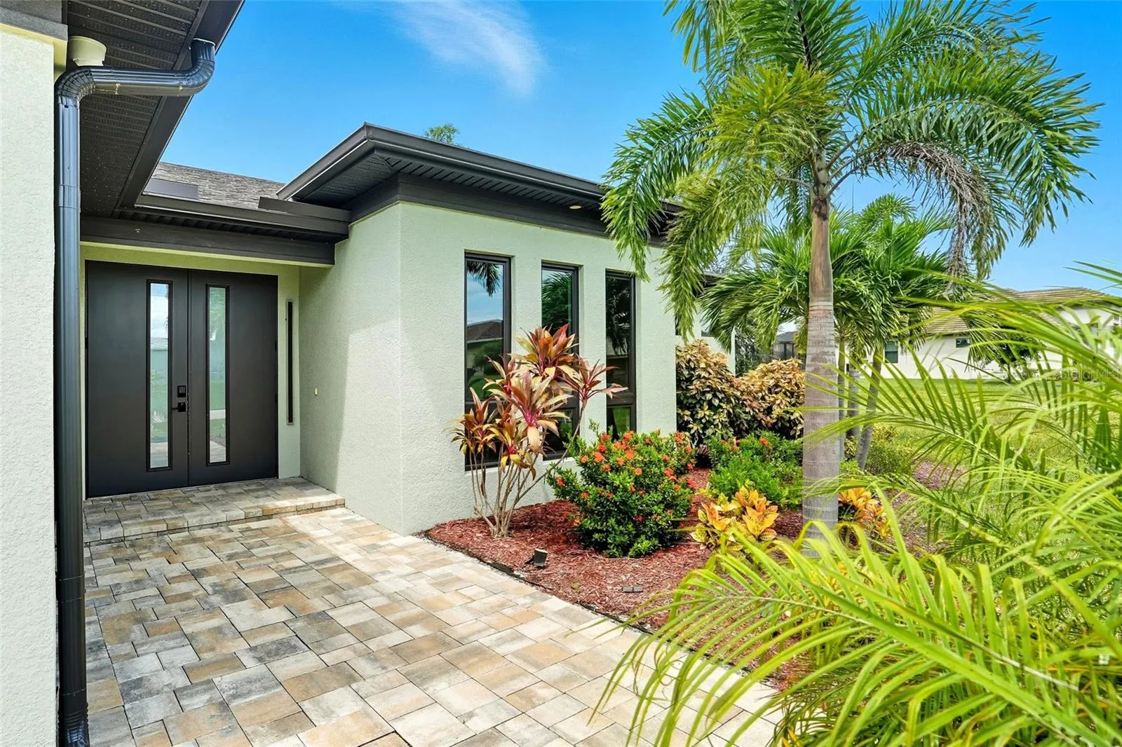 1418 SW 1ST PL