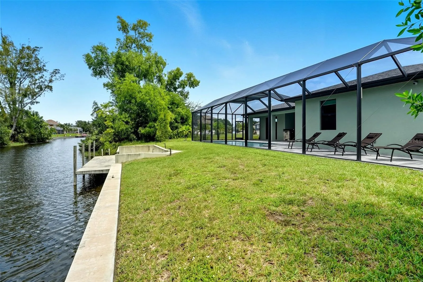 1418 SW 1ST PL