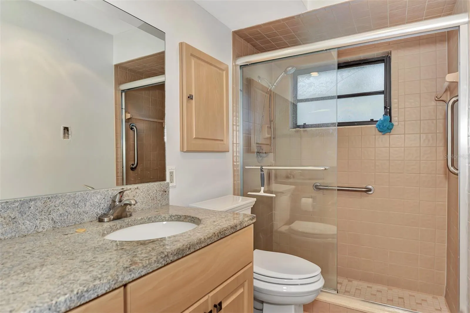 5651 GOLF POINTE DR
