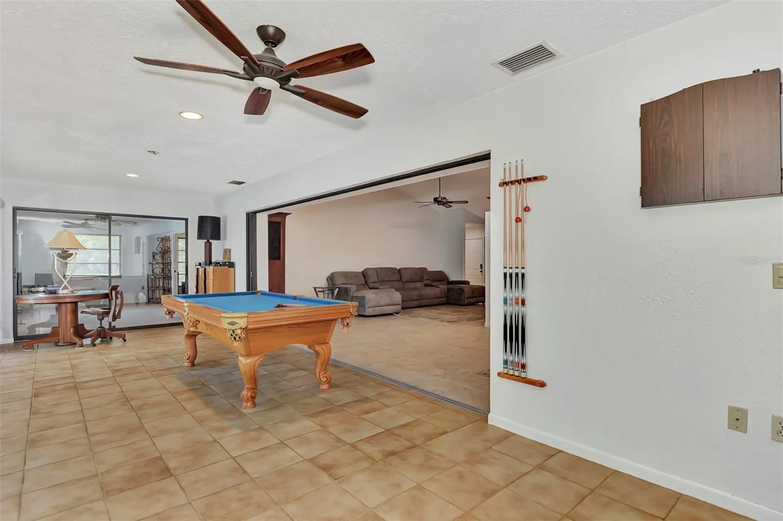 5651 GOLF POINTE DR