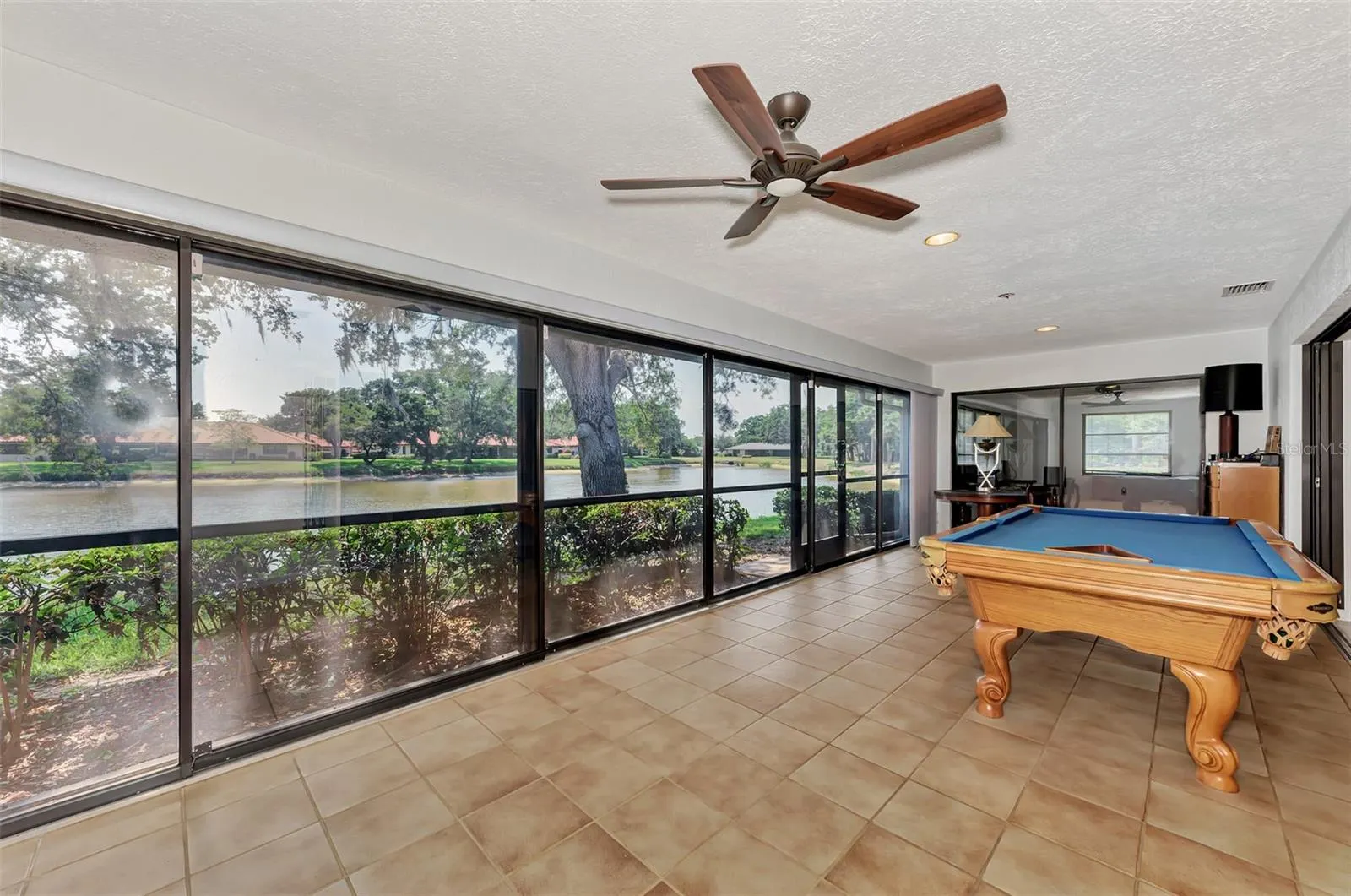 5651 GOLF POINTE DR