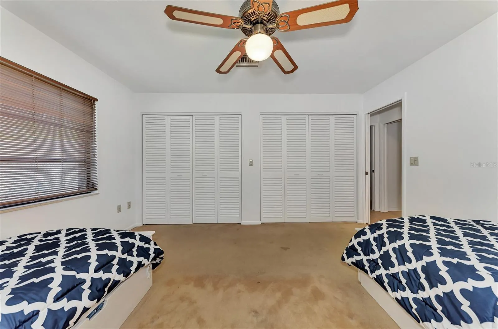 5651 GOLF POINTE DR