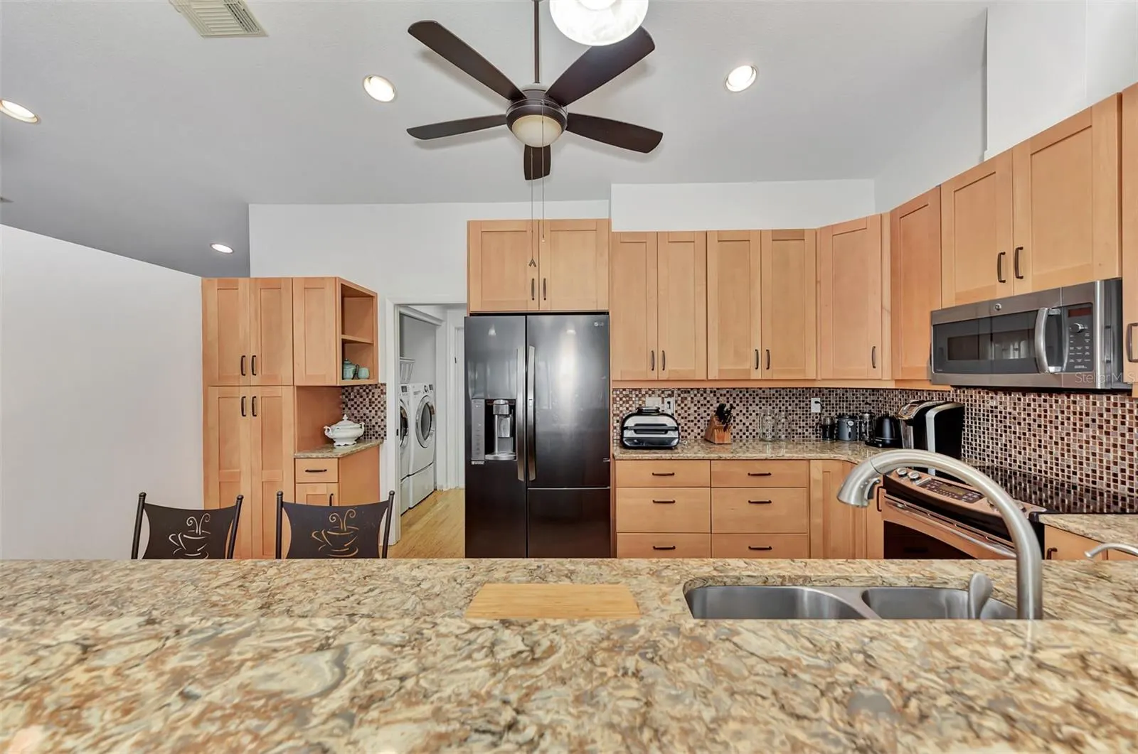 5651 GOLF POINTE DR