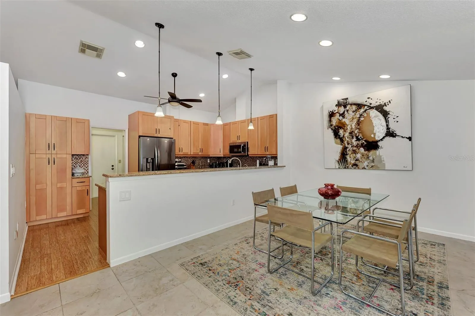 5651 GOLF POINTE DR