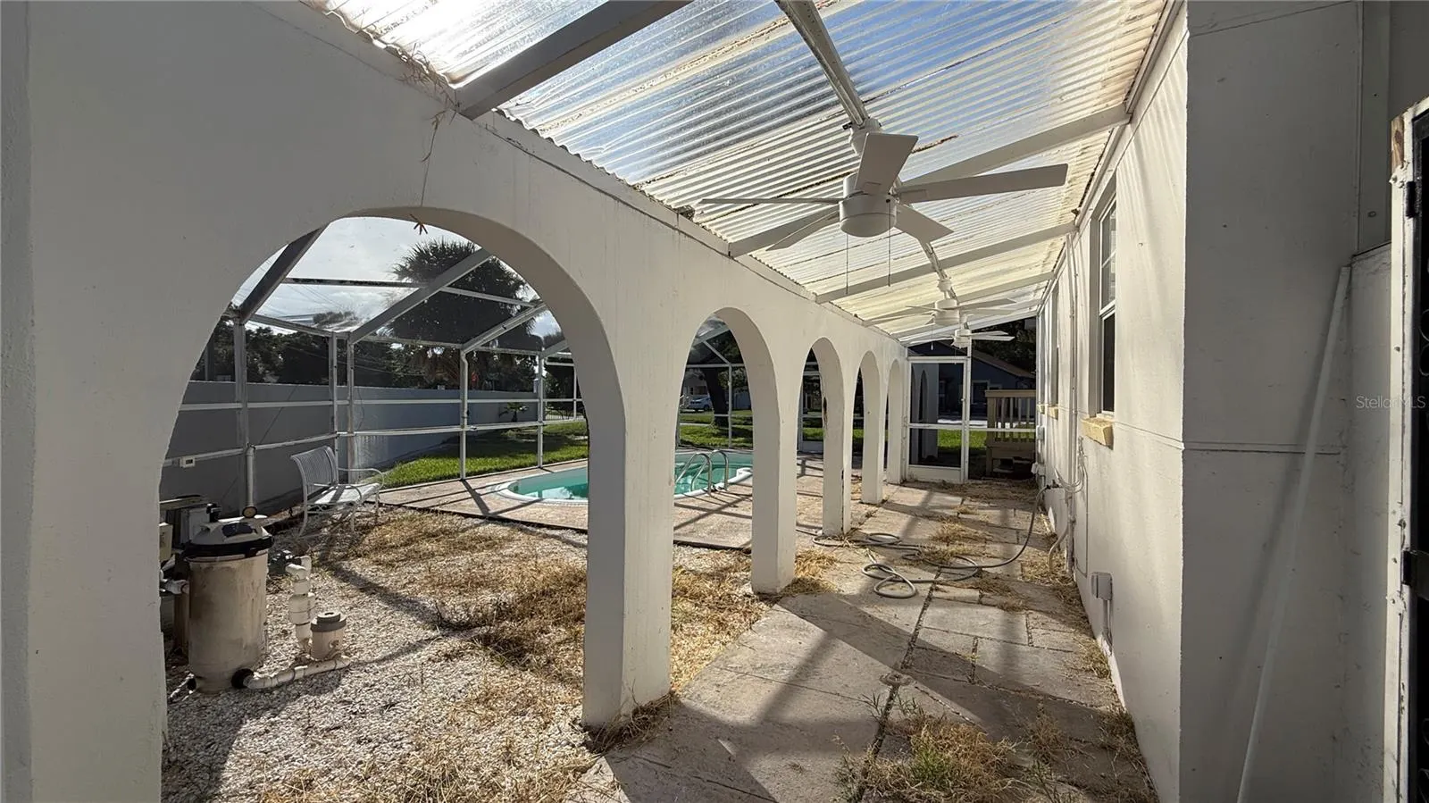 3620 E TAMPA CIR
