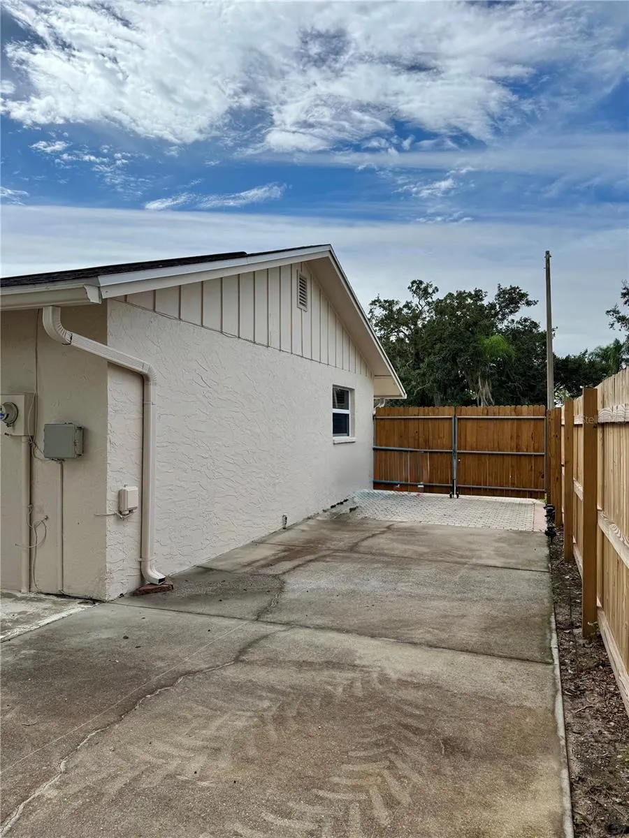 5337 COLEWOOD PL