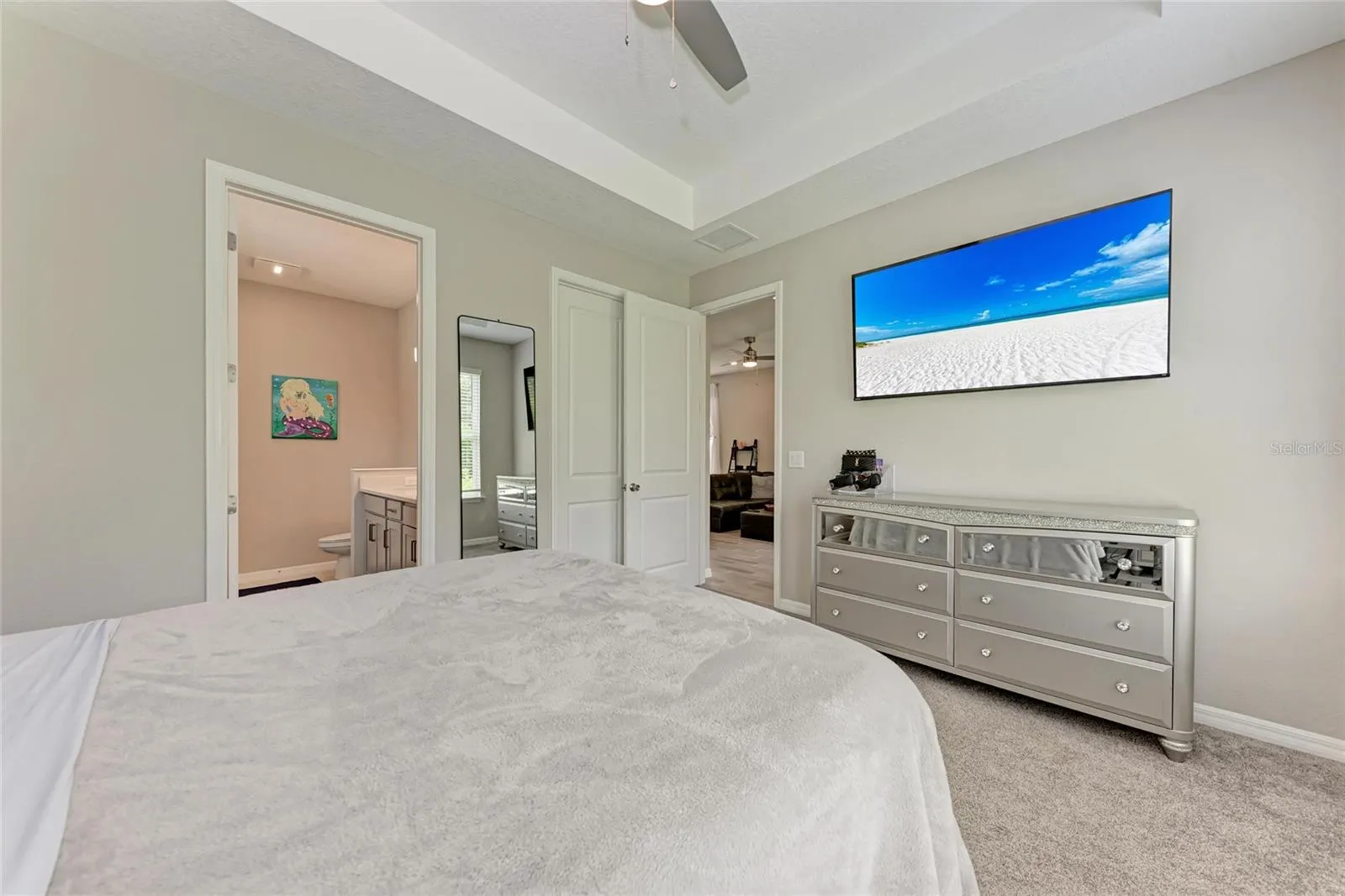 15113 SHADY PALMS LN