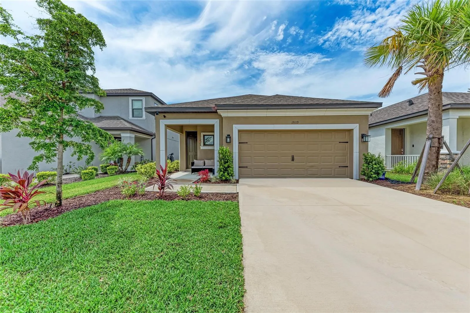 15113 SHADY PALMS LN