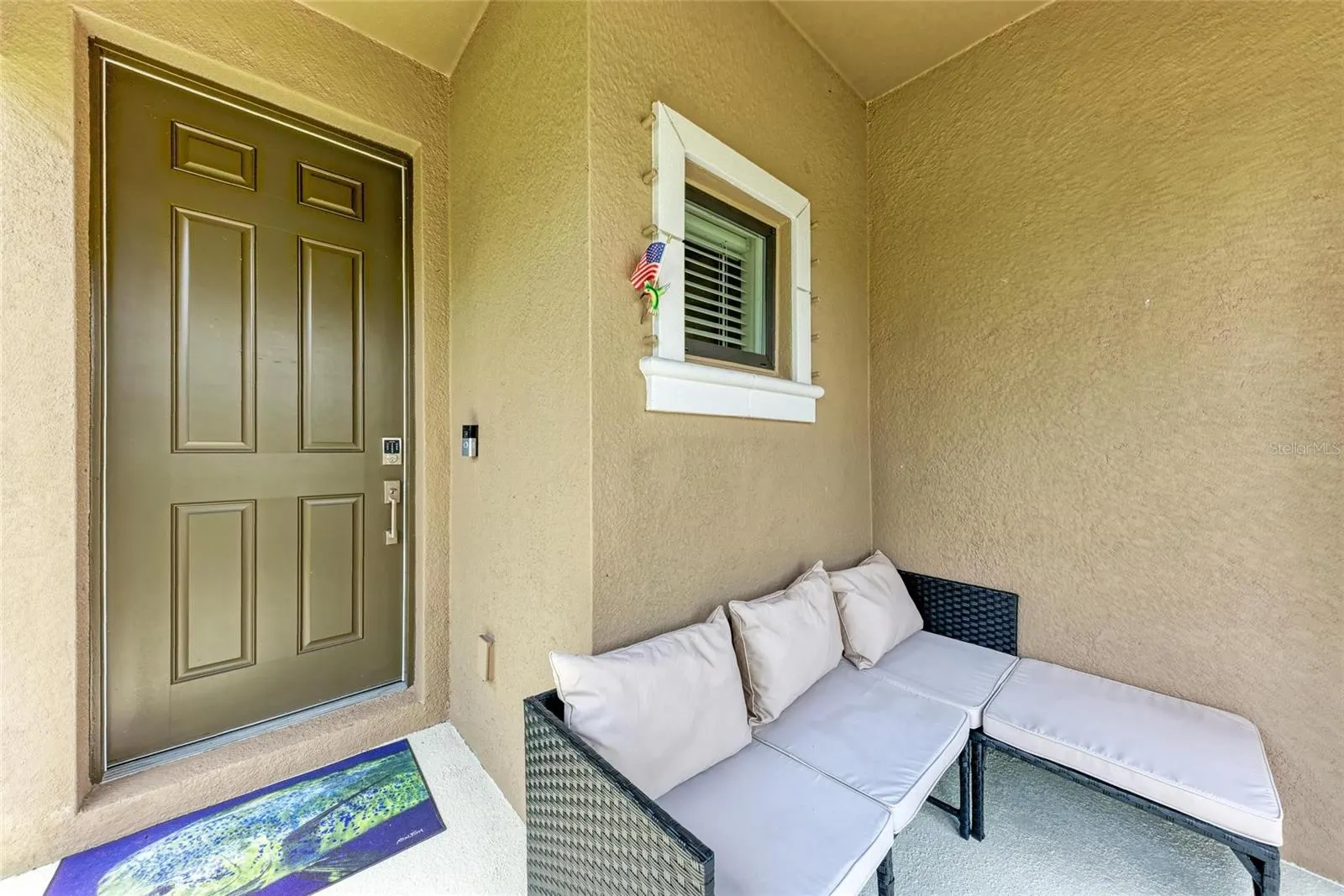 15113 SHADY PALMS LN