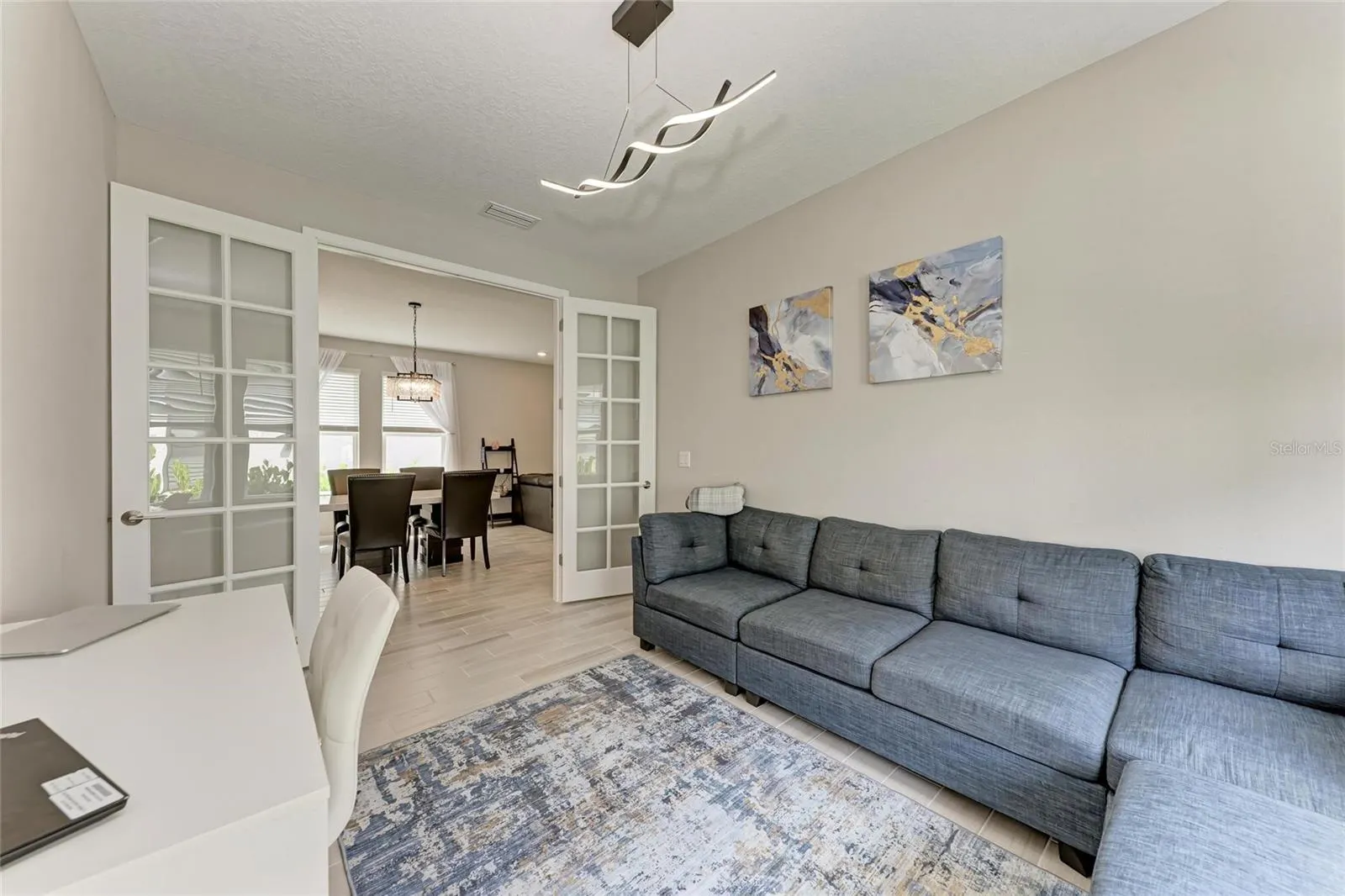 15113 SHADY PALMS LN