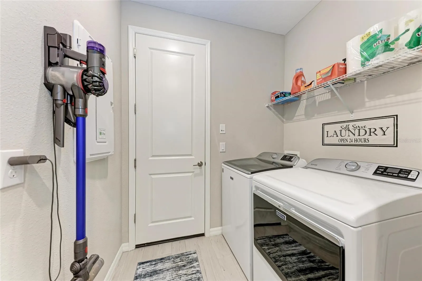 15113 SHADY PALMS LN