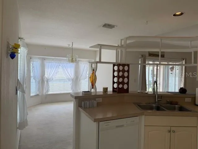 3606 61ST DR E