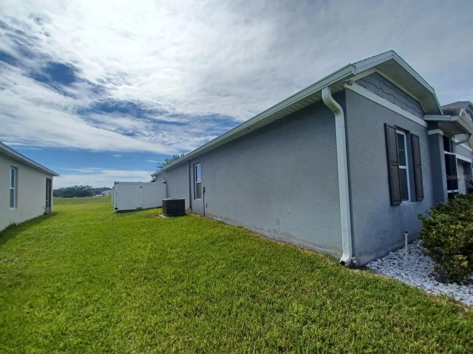 619 ASTOR DR