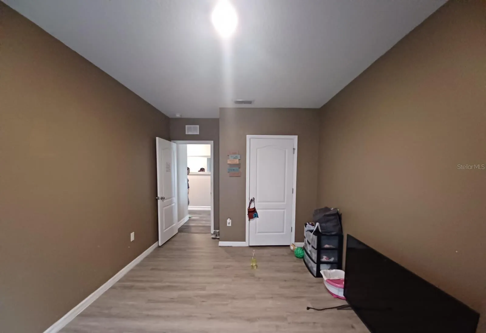 619 ASTOR DR