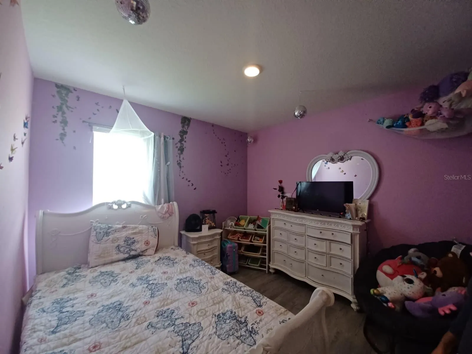 619 ASTOR DR