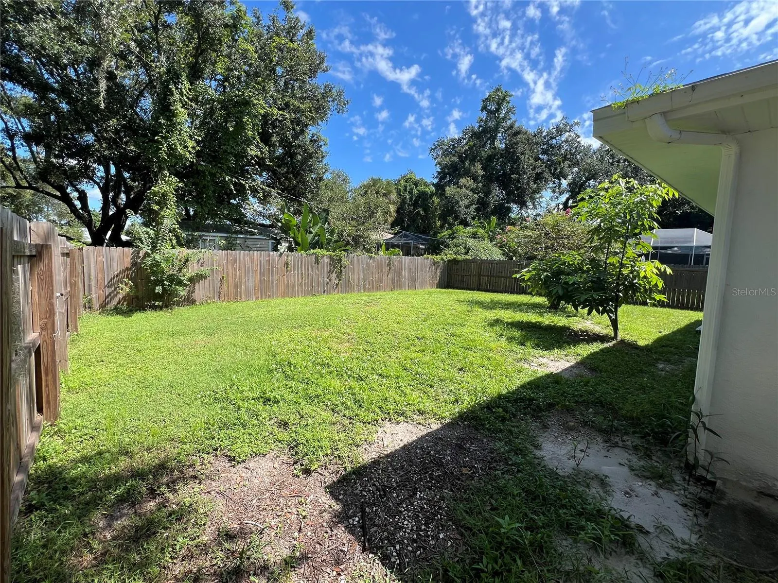 21426 QUESADA AVE
