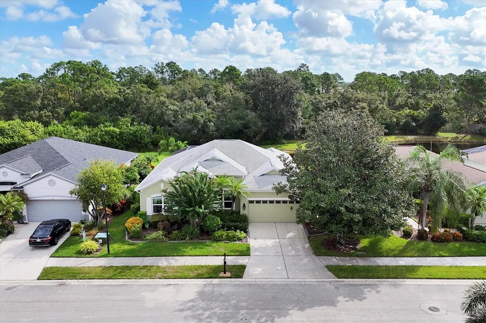 331 LONDONDERRY DR