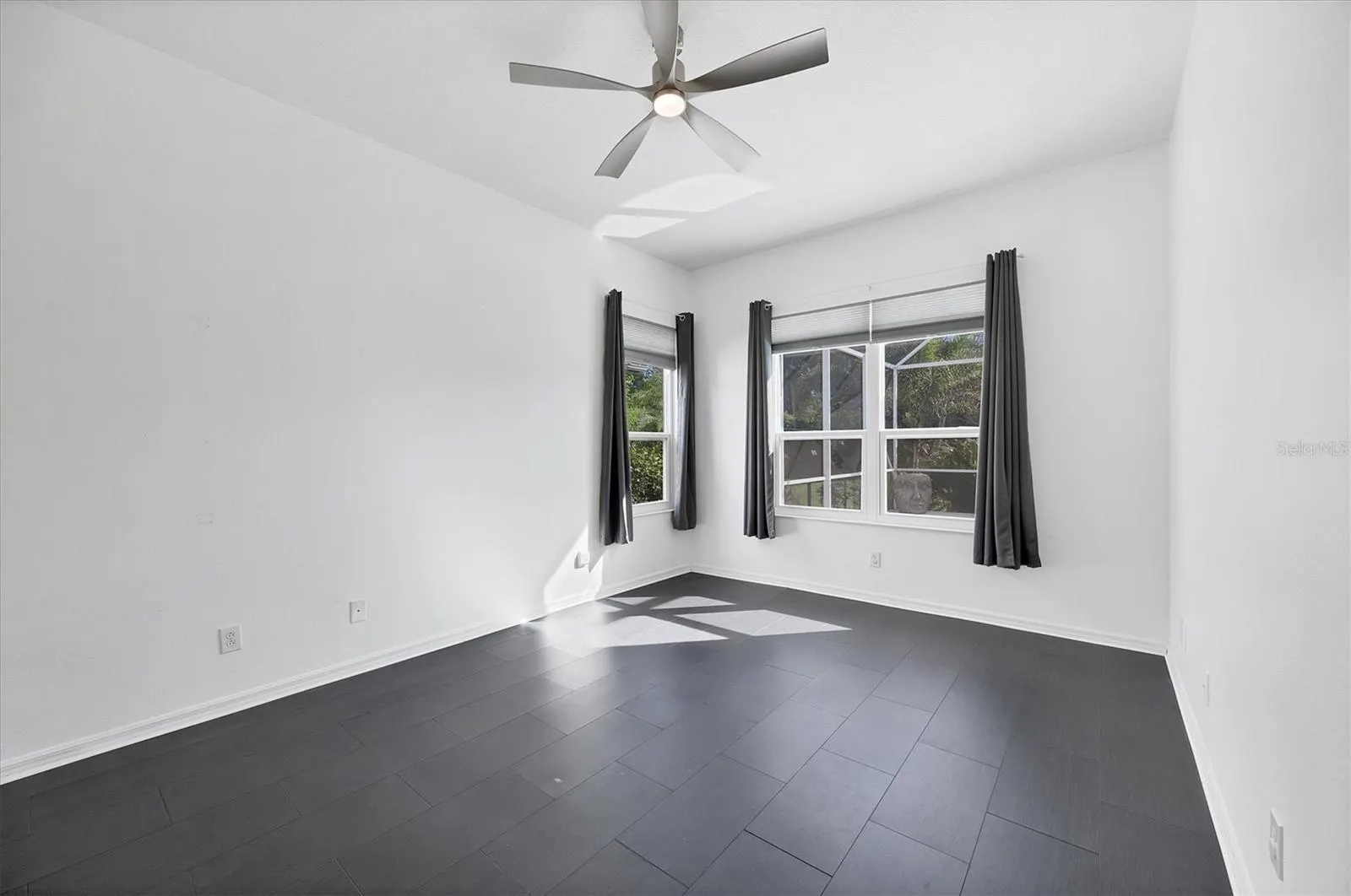 331 LONDONDERRY DR