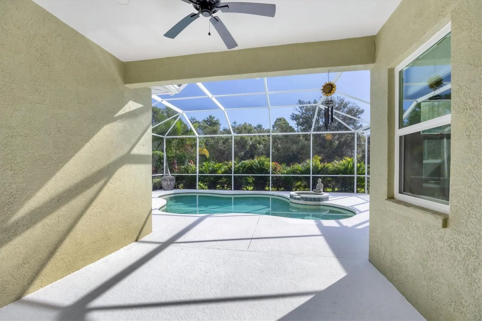 331 LONDONDERRY DR