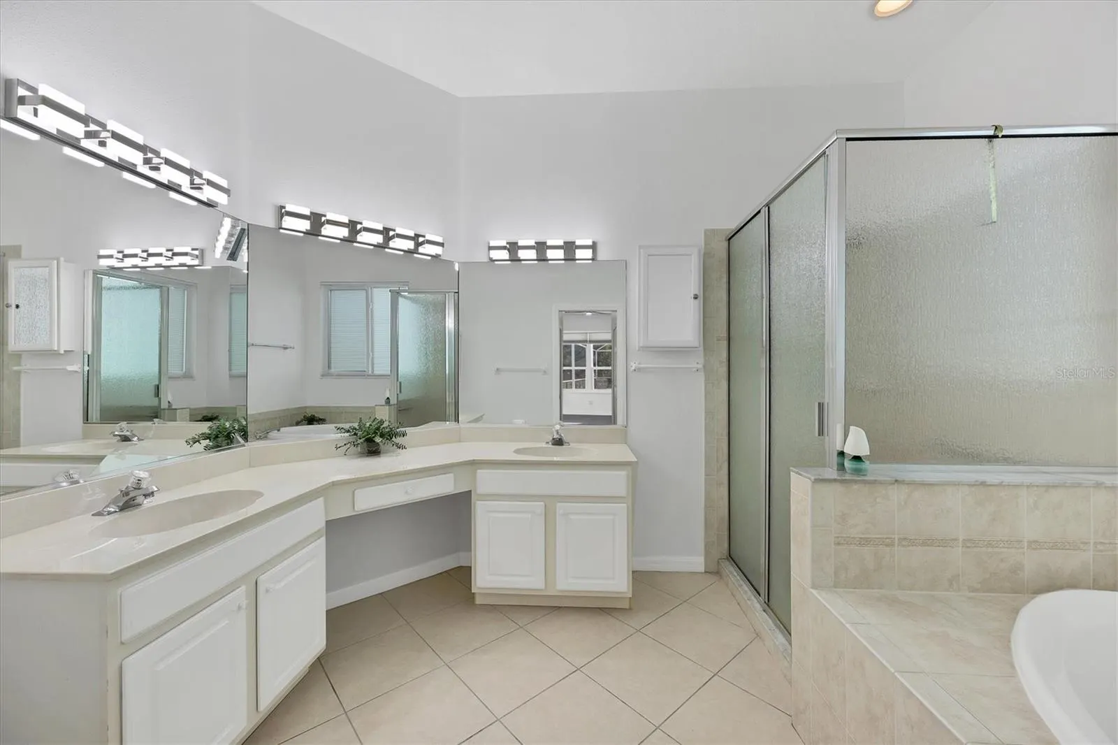 331 LONDONDERRY DR