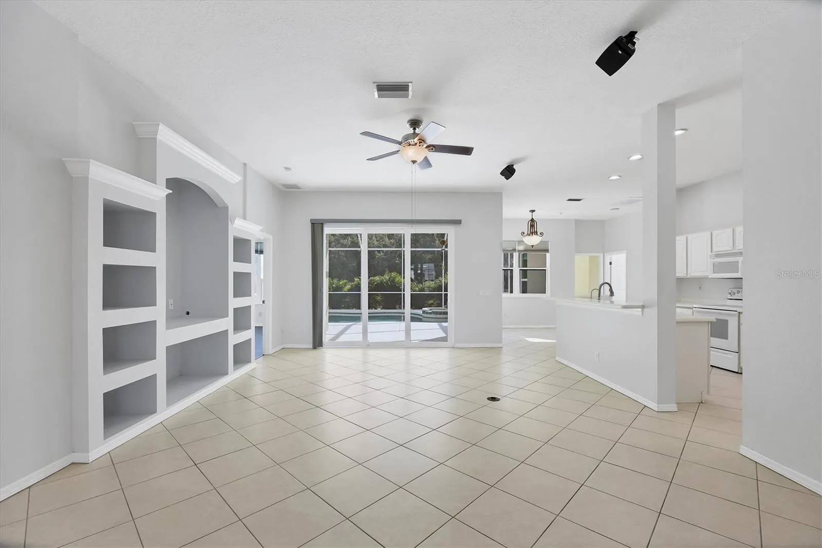 331 LONDONDERRY DR