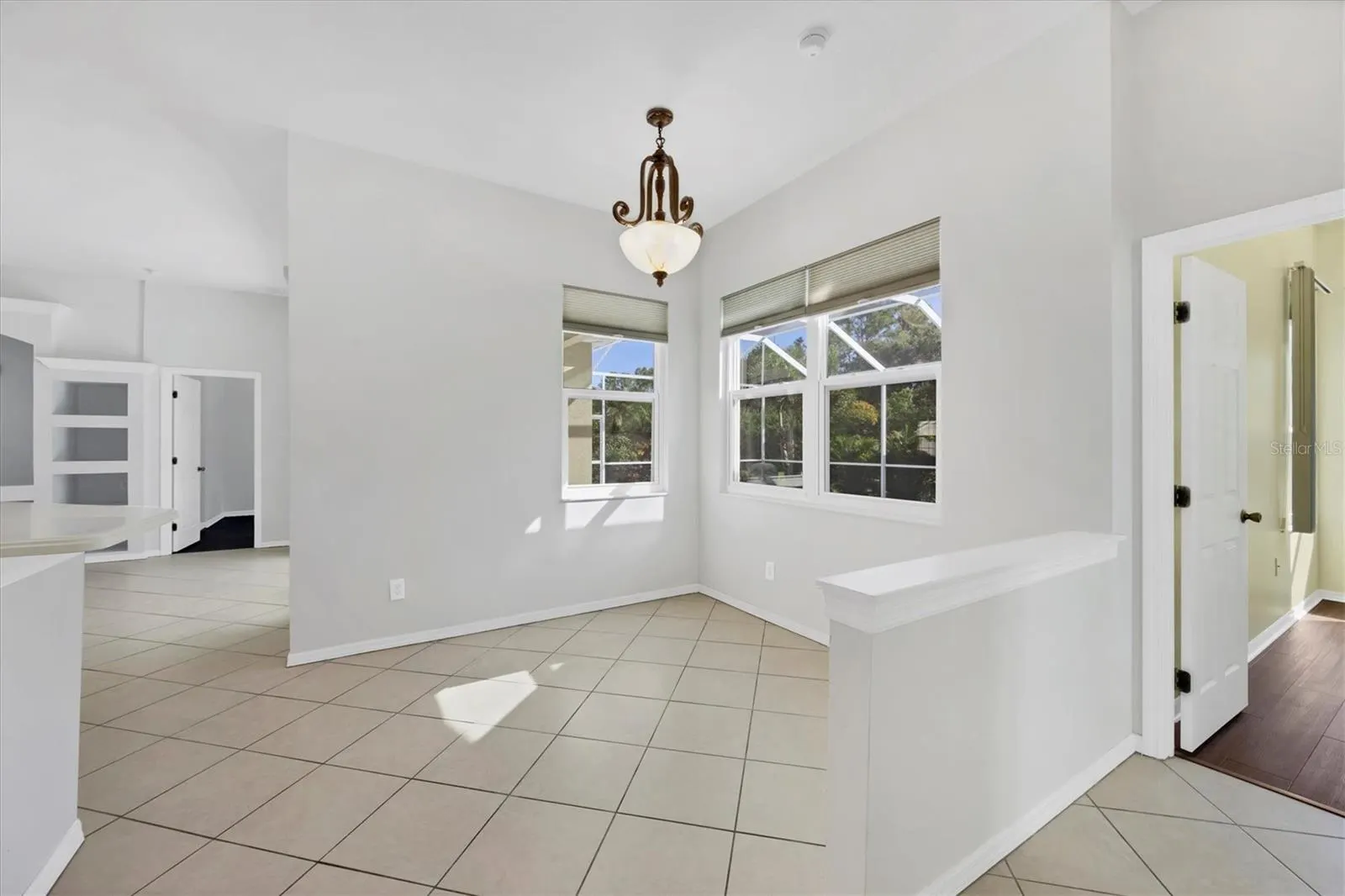 331 LONDONDERRY DR