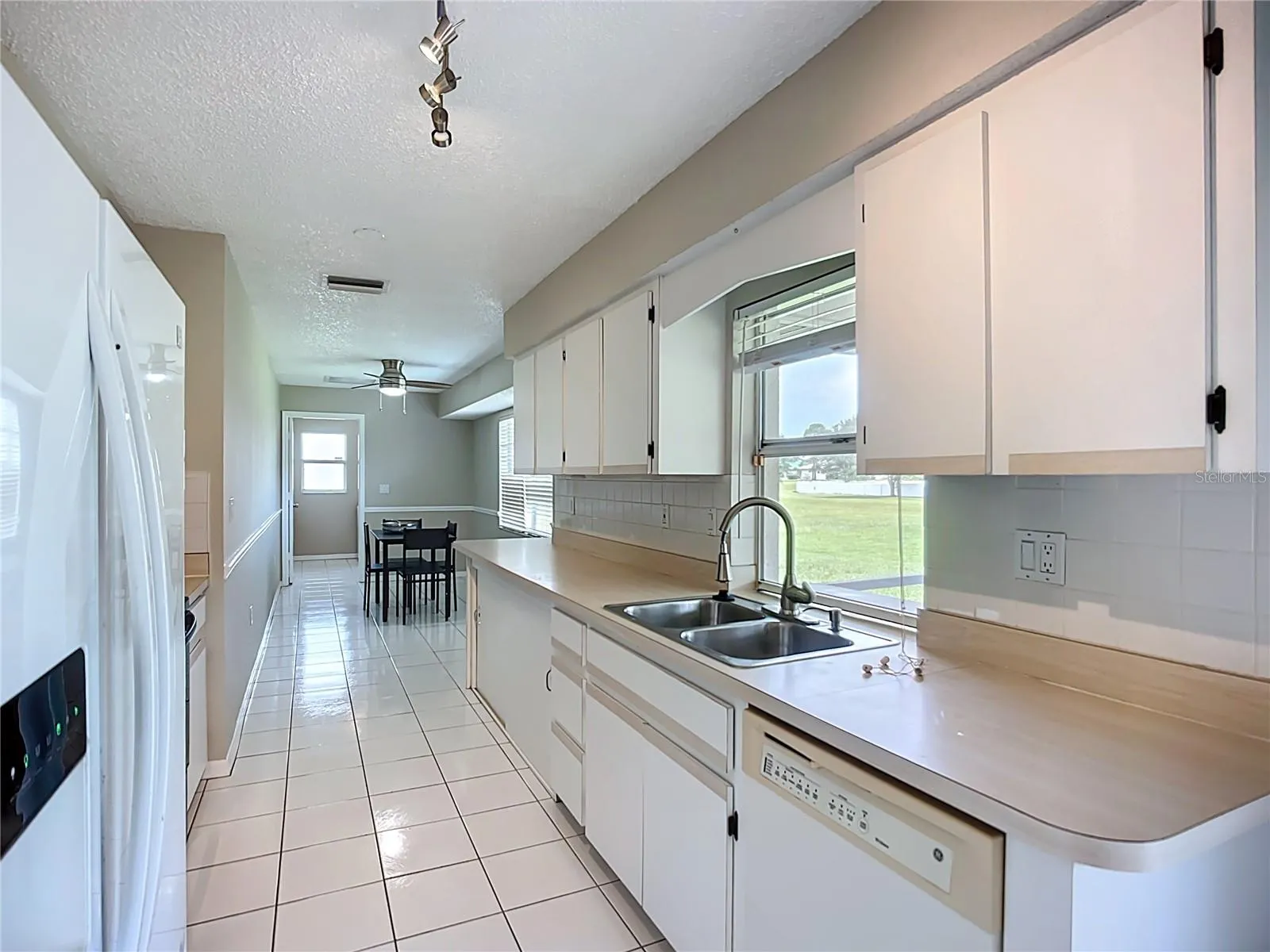 25075 PALISADE RD