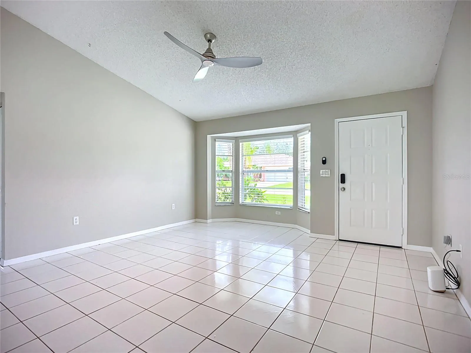25075 PALISADE RD