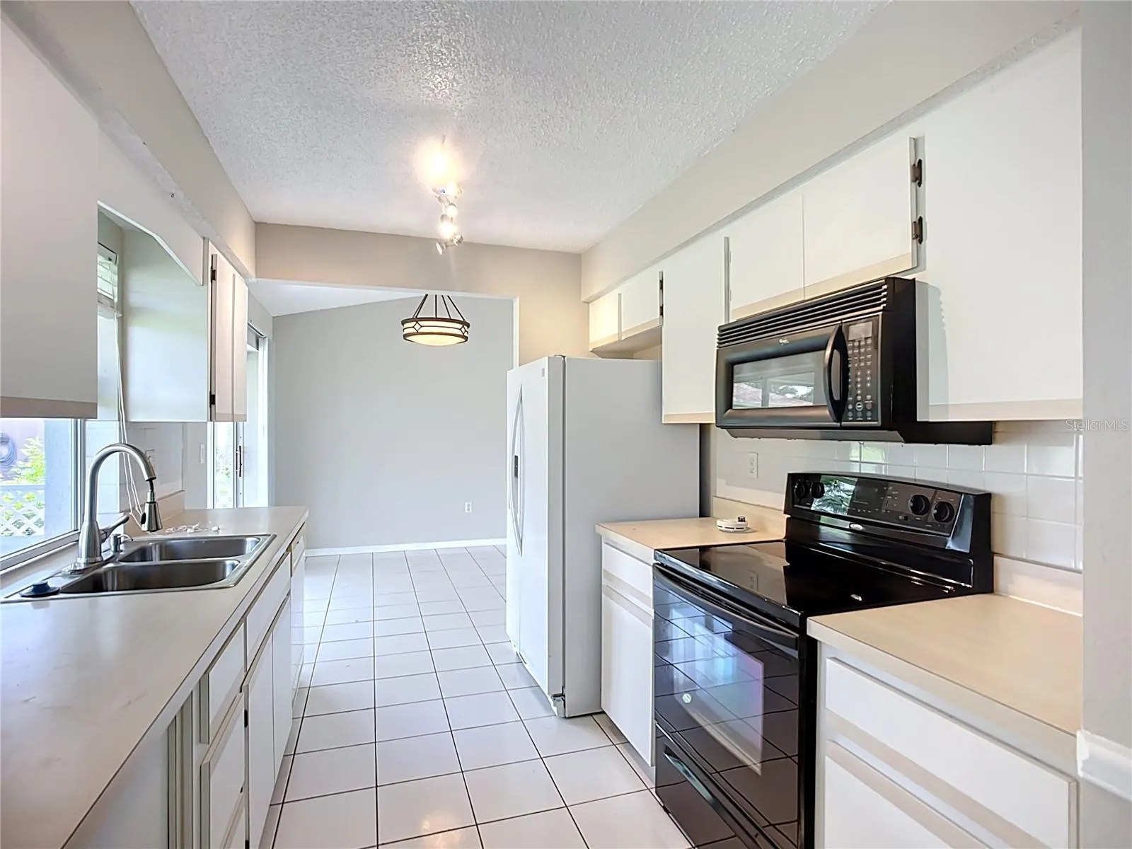 25075 PALISADE RD