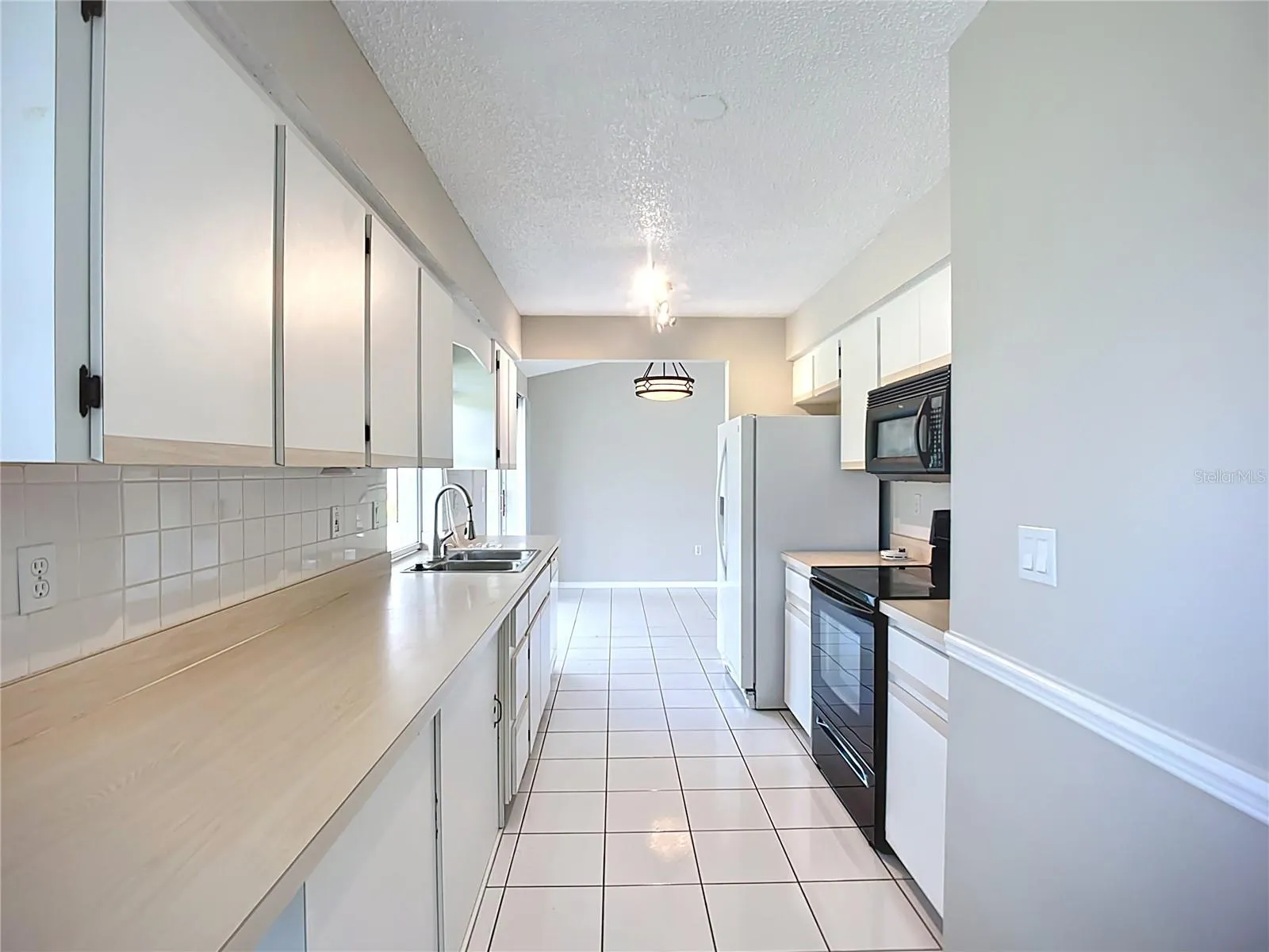25075 PALISADE RD