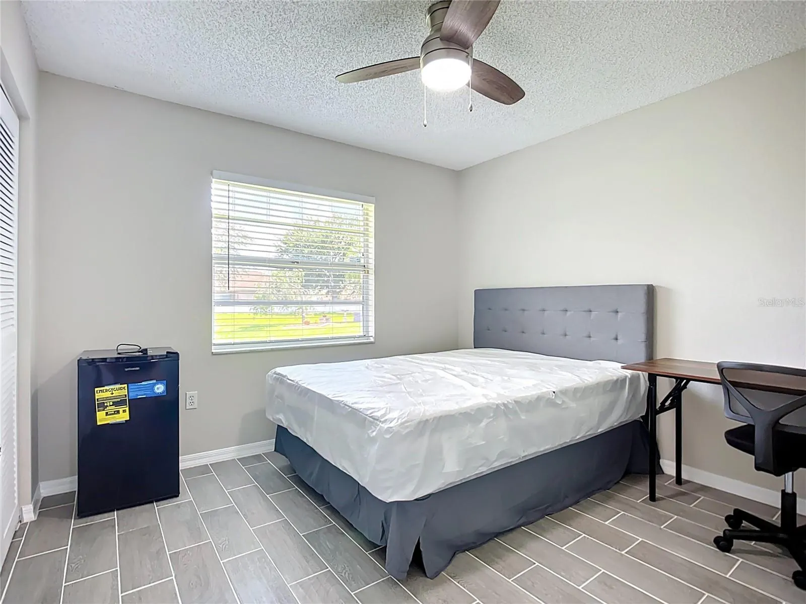 25075 PALISADE RD