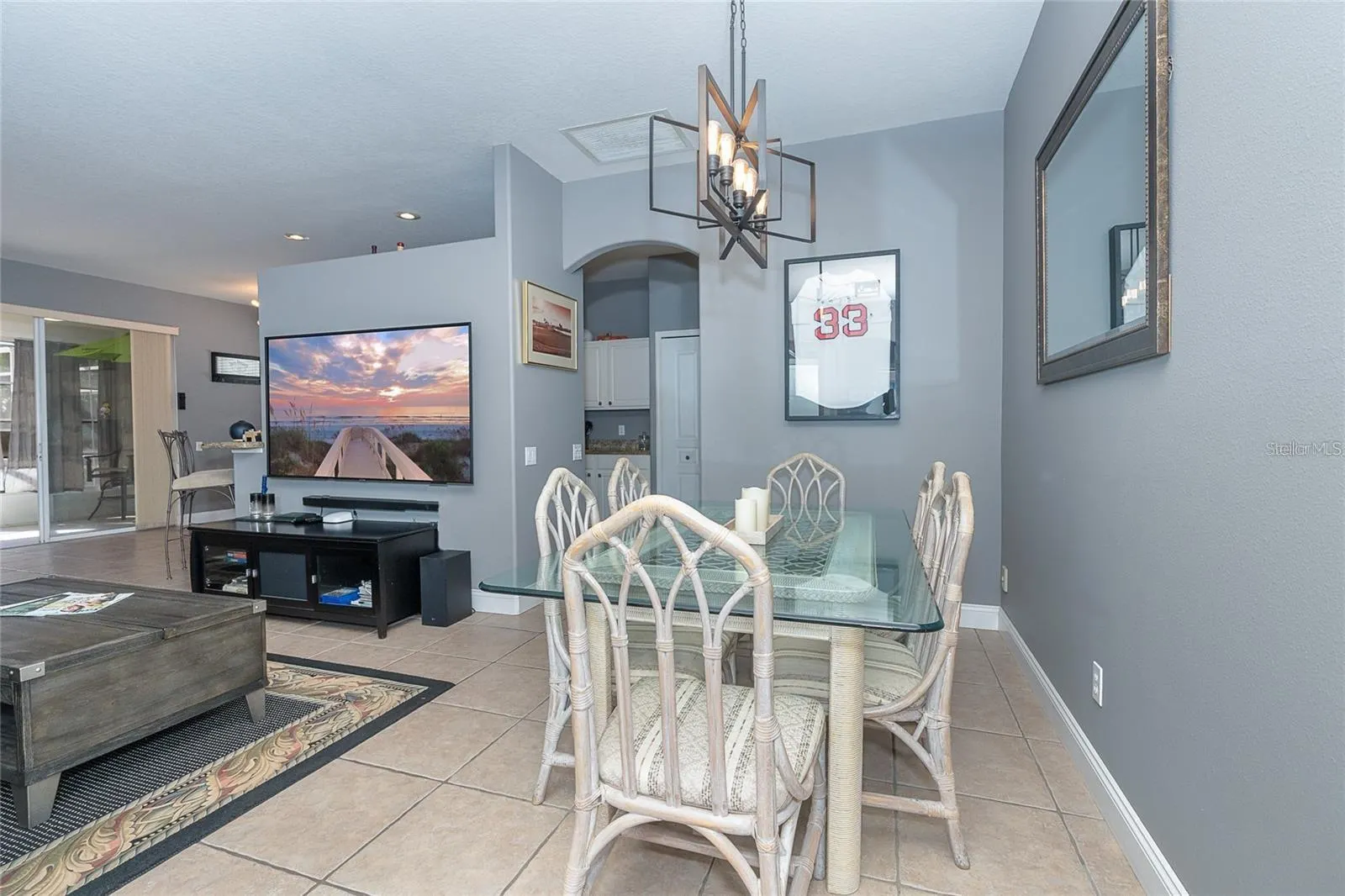 320 LANGHOLM DR