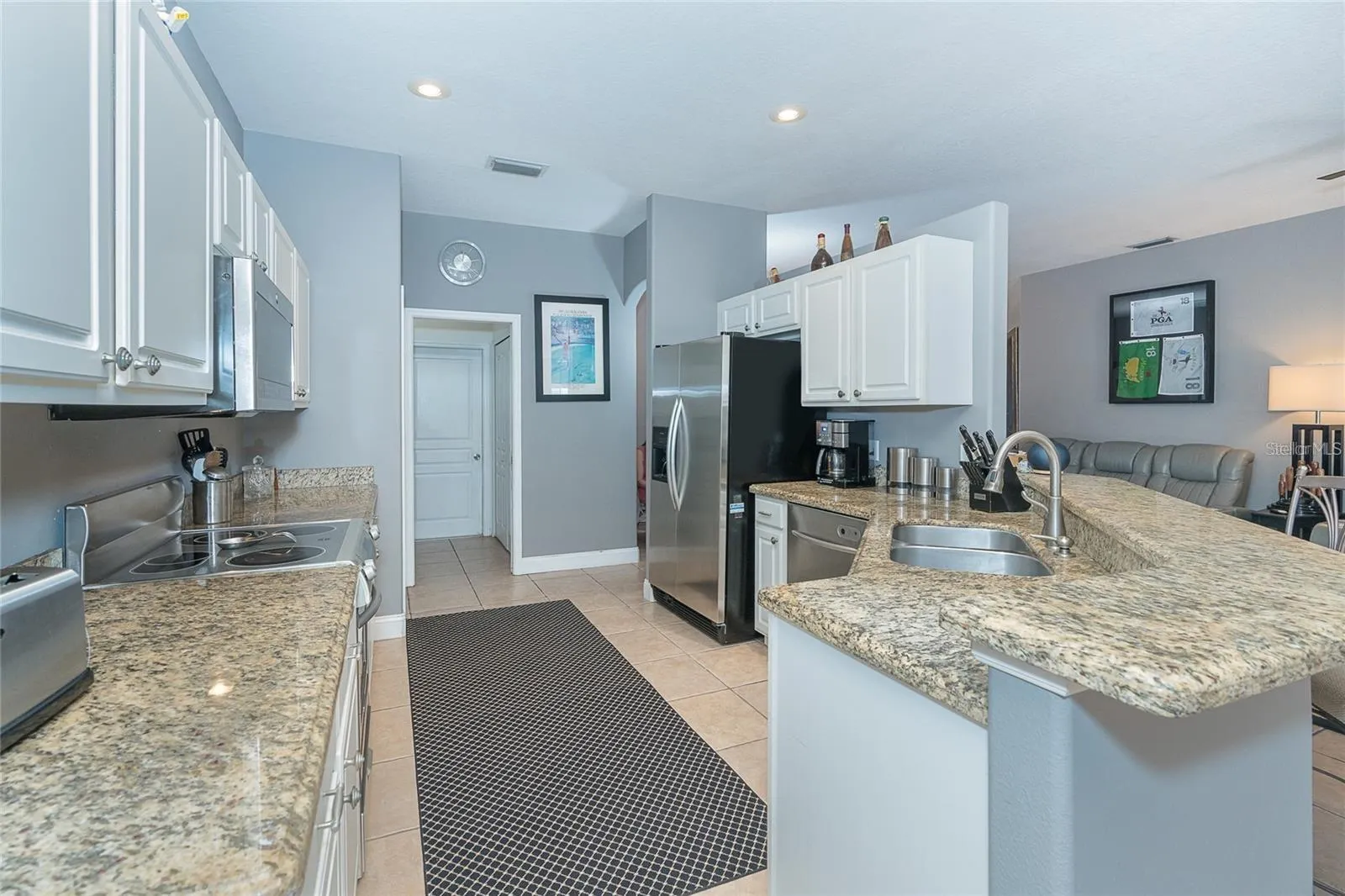 320 LANGHOLM DR