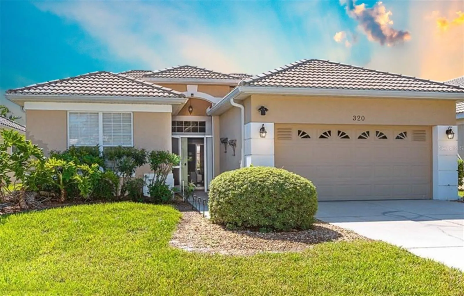 320 LANGHOLM DR