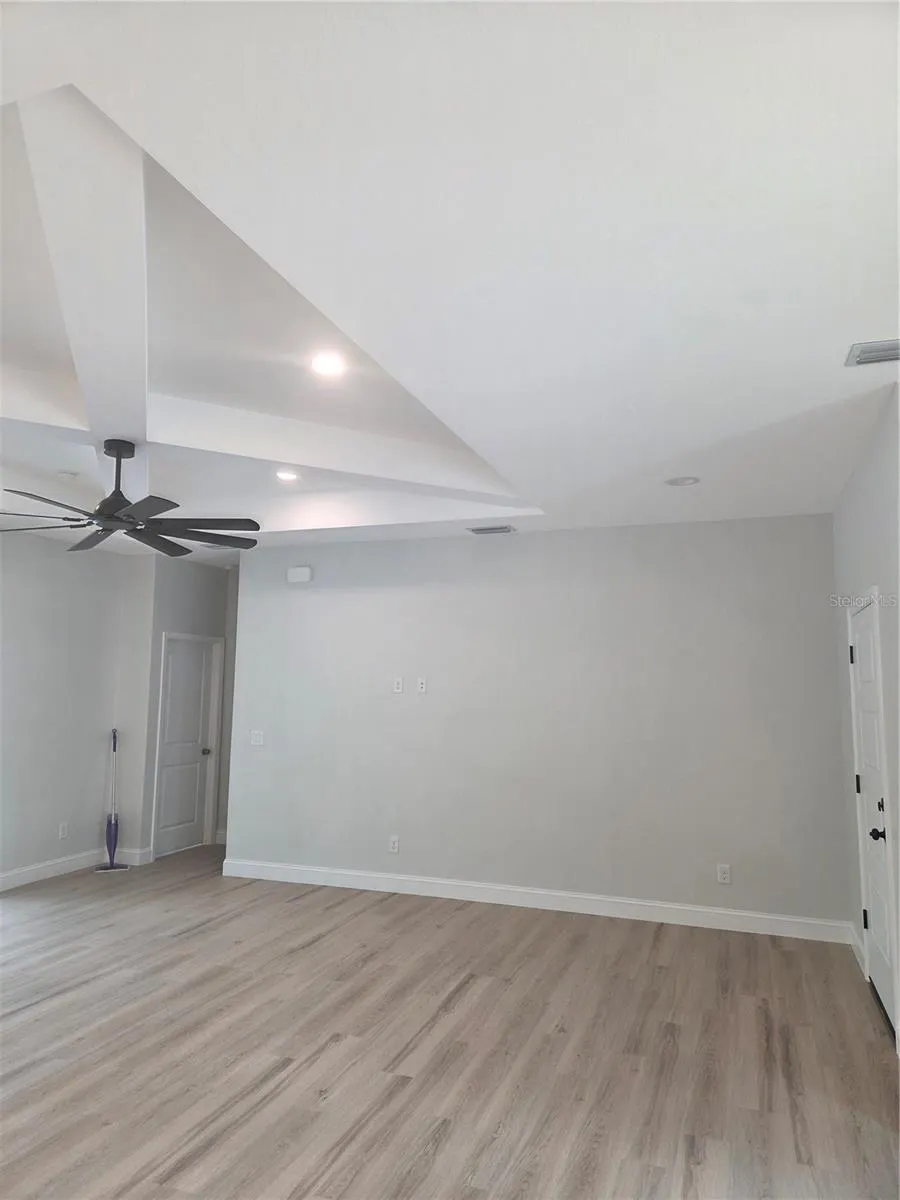 13126 MARATHON BLVD