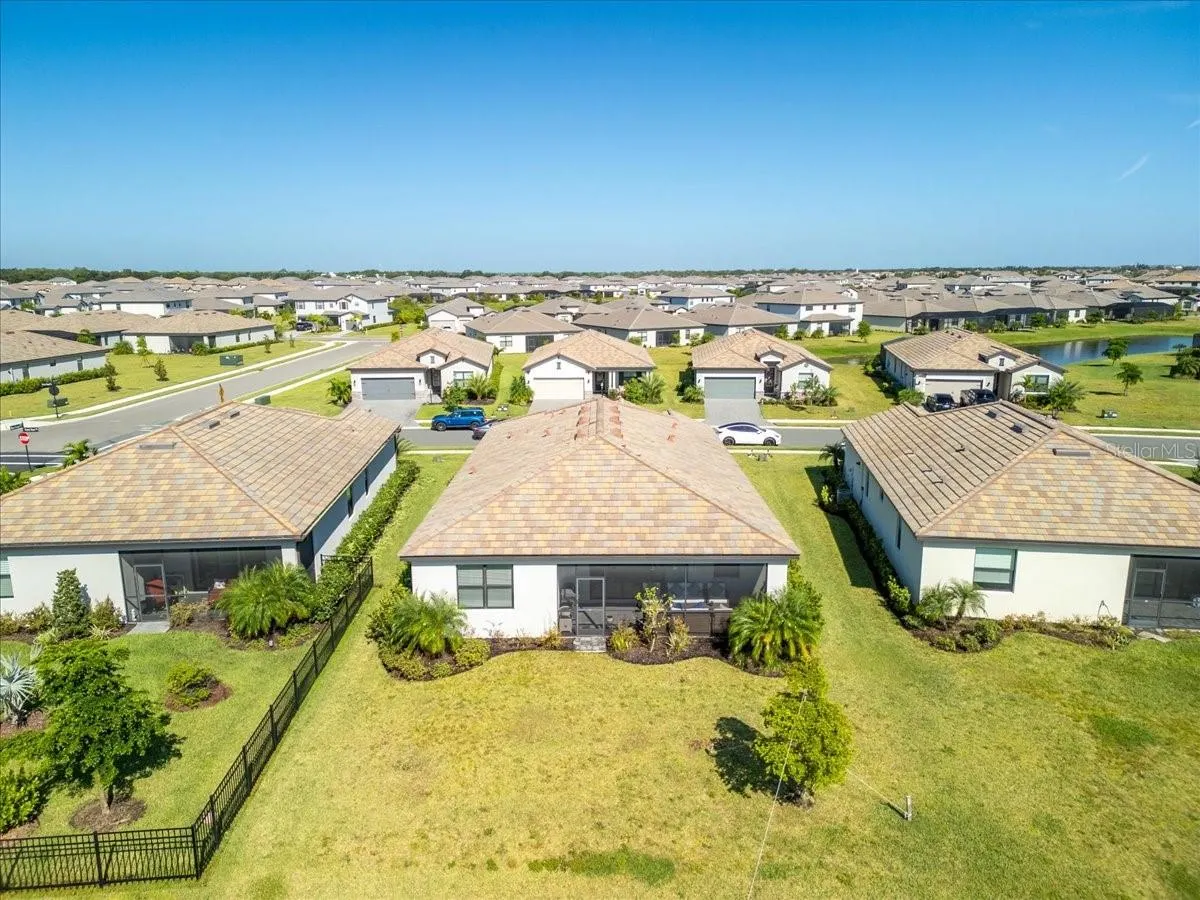 5161 CORAL REEF WAY