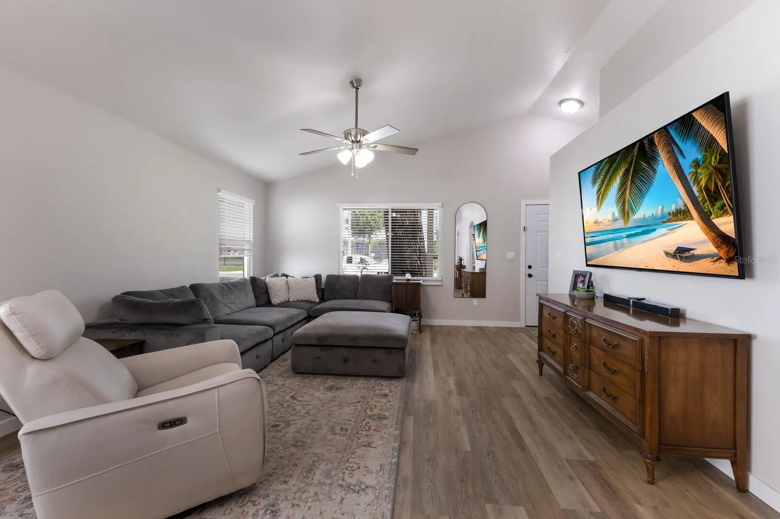 4121 9TH AVE W