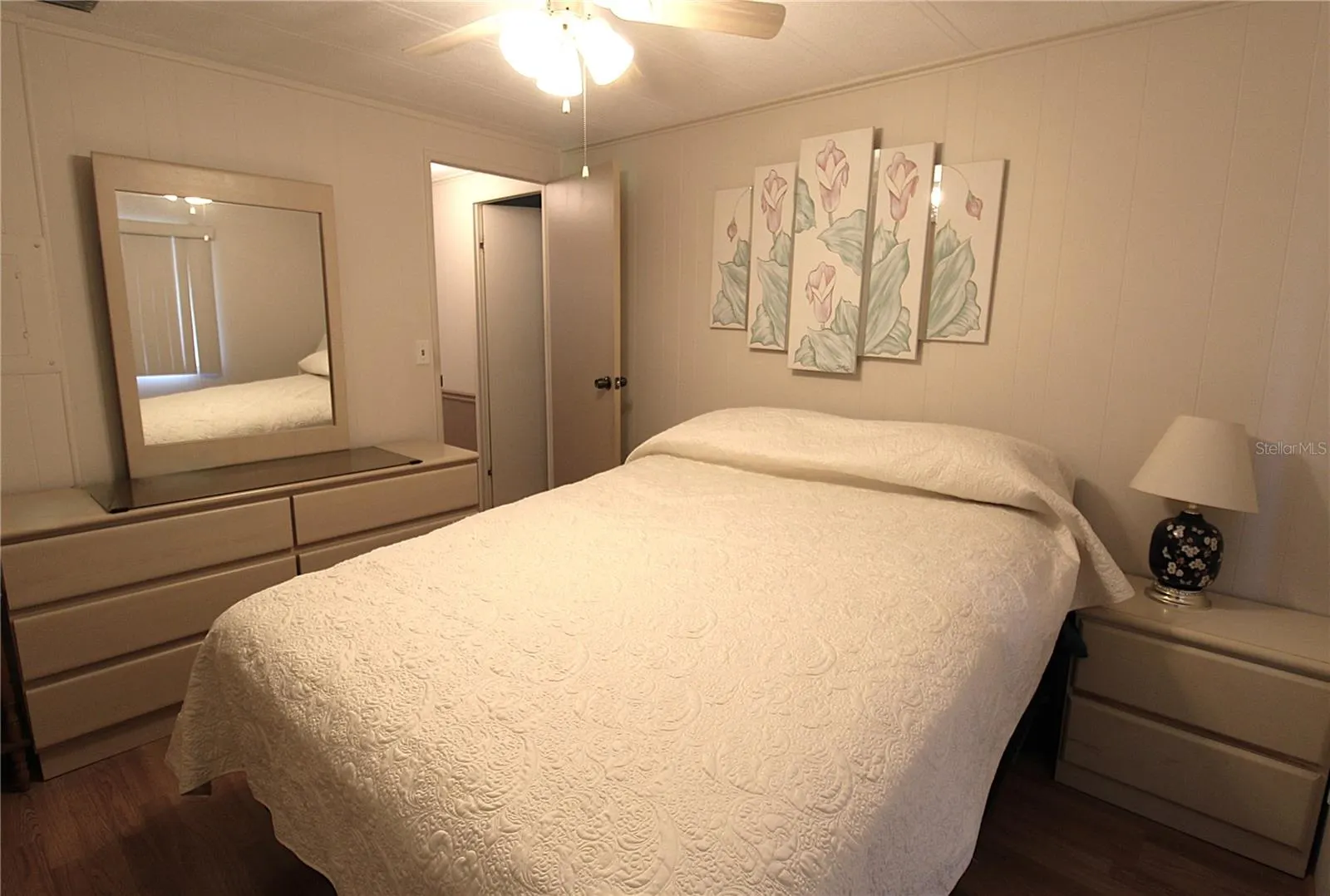 607 CERVINA DR