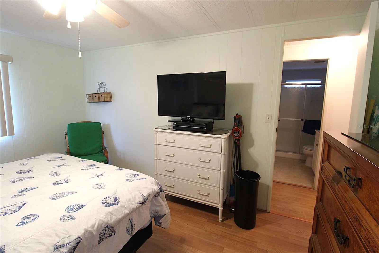 607 CERVINA DR