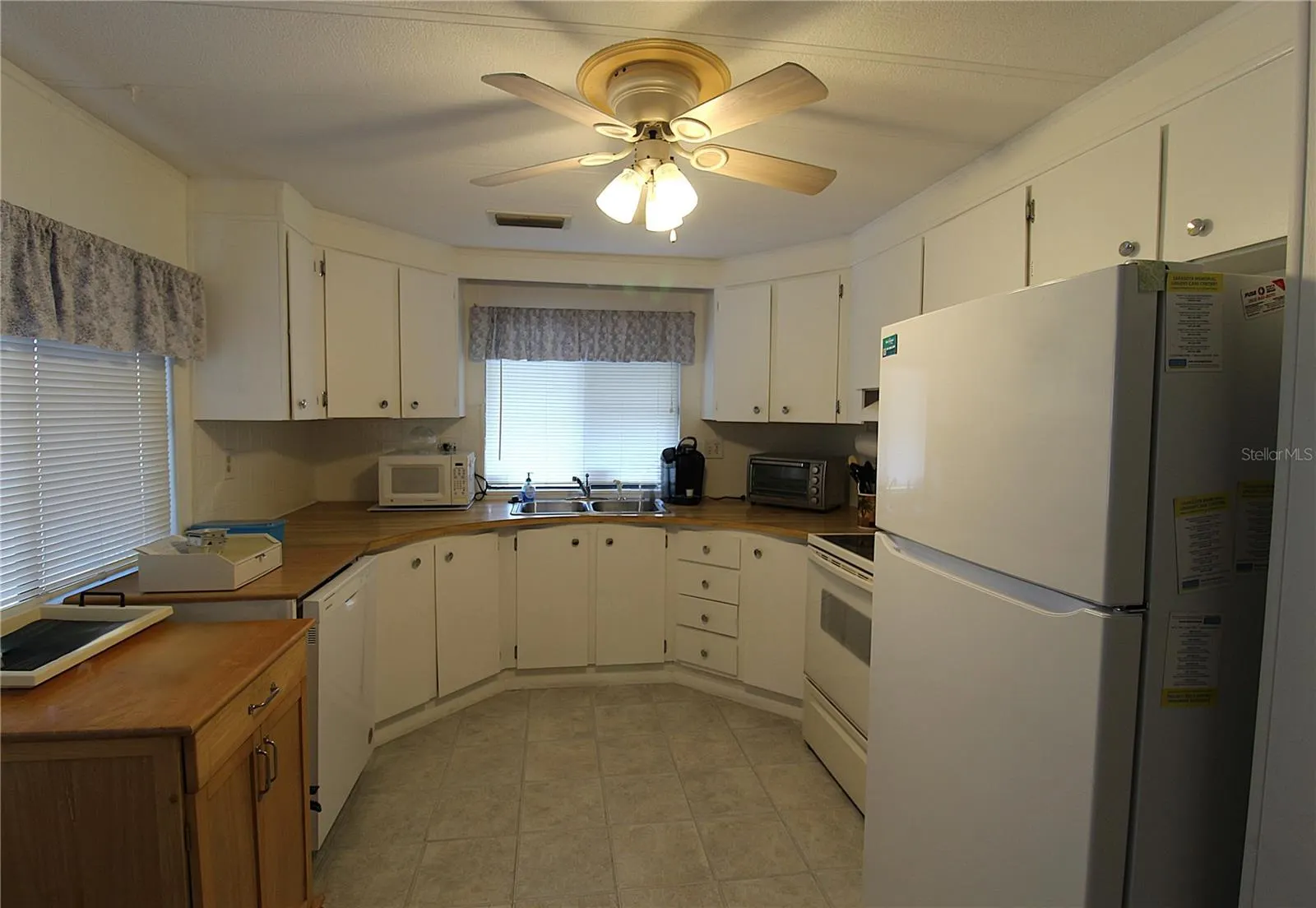 607 CERVINA DR